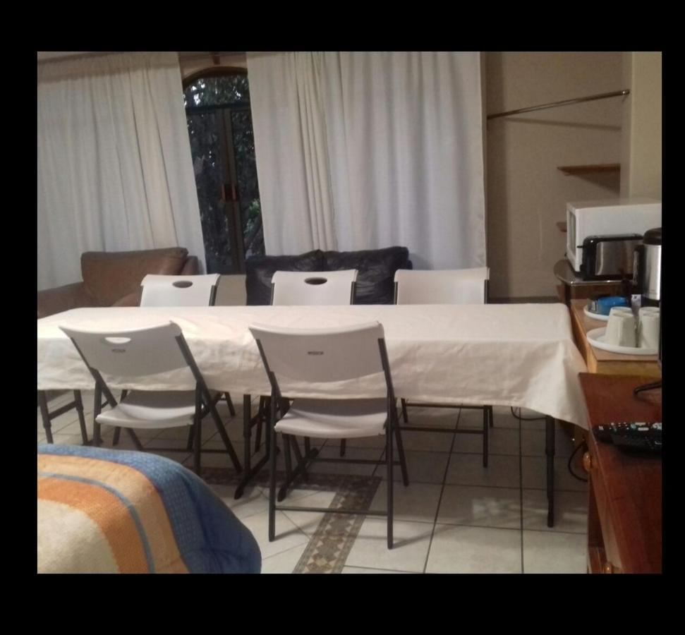 Ciudad De Mexico Unam Guest House Casa De Huespedes المظهر الخارجي الصورة